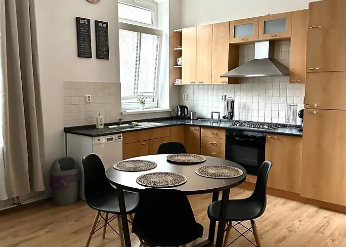 Апартаменти Hidden In The Old Town Under The Castle *