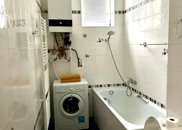 Hidden In The Old Town Under The Castle Lägenhet *