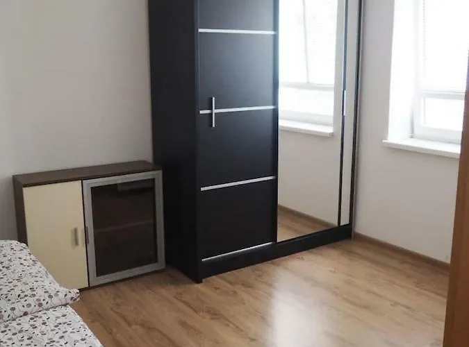 Hidden In The Old Town Under The Castle Апартаменти *