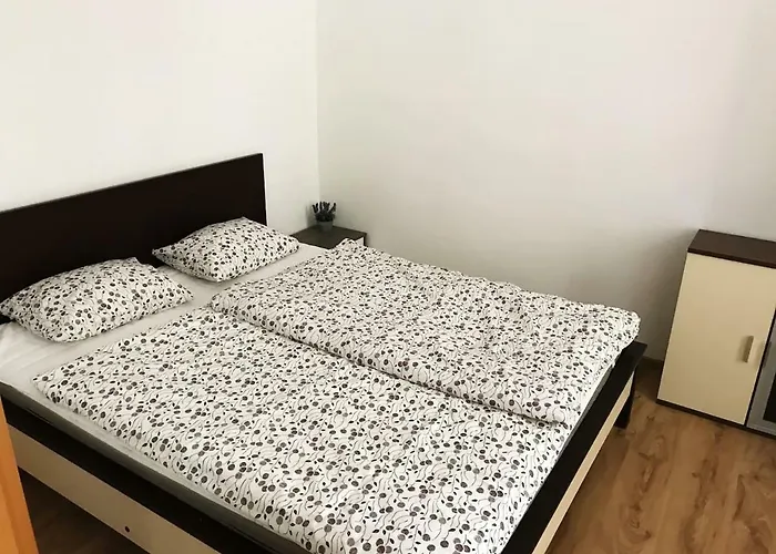 Hidden In The Old Town Under The Castle Appartement Bratislava