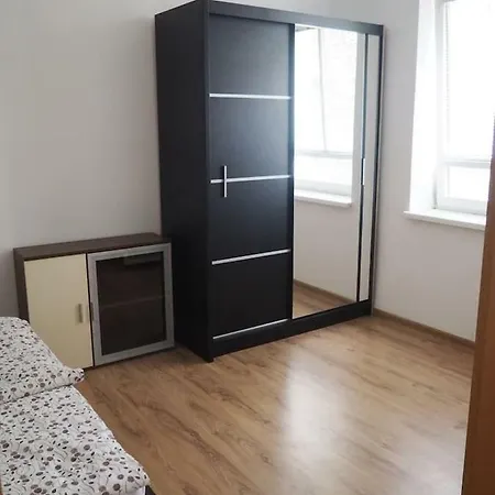 Hidden In The Old Town Under The Castle Apartman *